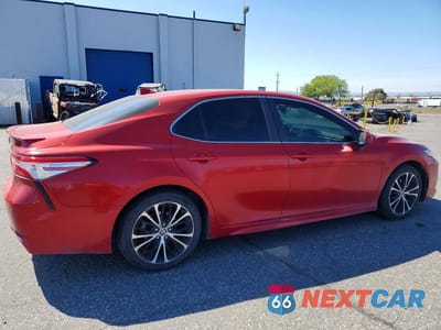 Trzecie zdjęcie samochodu z tyłu: 2020 TOYOTA CAMRY SE VIN:4T1G11AK6LU379645 - miniatura