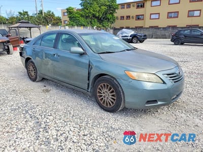 Czwarte zdjęcie samochodu z boku: 2007 TOYOTA CAMRY LE VIN:4T1BE46K87U526532 - miniatura
