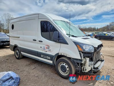 Czwarte zdjęcie samochodu z boku: 2019 FORD TRANSIT T-150 VIN:1FTYE1CM7KKA76041 - miniatura