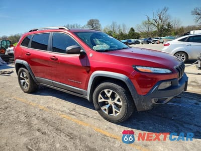 Czwarte zdjęcie samochodu z boku: 2014 JEEP CHEROKEE TRAILHAWK VIN:1C4PJMBS5EW216111 - miniatura