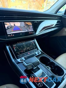 Piąte zdjęcie samochodu w środku: 2021 AUDI Q7 PREMIUM VIN:WA1AXAF76MD015749 - miniatura