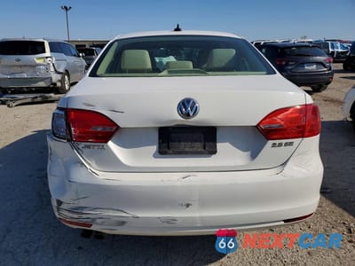 Zdjęcie 6 z 12 samochodu: 2012 VOLKSWAGEN JETTA SE VIN:3VWBP7AJ1CM307888 - miniatura