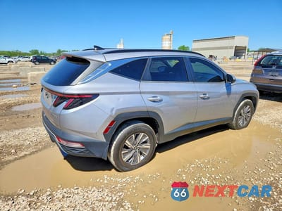 Trzecie zdjęcie samochodu z tyłu: 2022 HYUNDAI TUCSON BLUE VIN:KM8JBCA14NU030783 - miniatura