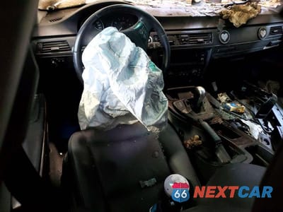 Zdjęcie 8 z 12 samochodu: 2006 BMW 325 XI VIN:WBAVD13556KV09650 - miniatura