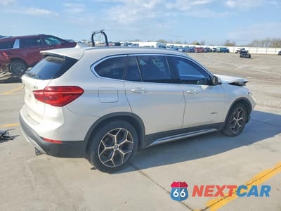 Trzecie zdjęcie samochodu z tyłu: 2016 BMW X1 XDRIVE28I VIN:WBXHT3C37GP881270 - miniatura