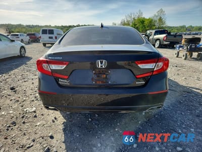 Zdjęcie 6 z 12 samochodu: 2018 HONDA ACCORD TOURING VIN:1HGCV1F92JA030446 - miniatura