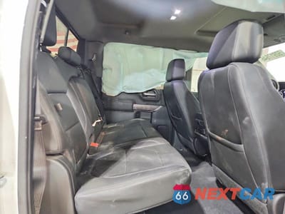 Zdjęcie 10 z 12 samochodu: 2020 CHEVROLET SILVERADO K3500 LTZ VIN:1GC4YUEY3LF112728 - miniatura