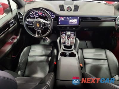 Zdjęcie 8 z 14 samochodu: 2022 PORSCHE CAYENNE VIN:WP1AA2AY1NDA02632 - miniatura