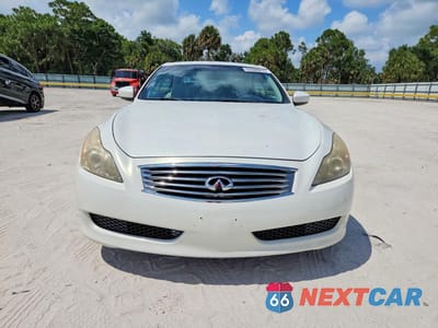 Piąte zdjęcie samochodu w środku: 2010 INFINITI G37 CONVERTIBLE BASE VIN:JN1CV6FE4AM352449 - miniatura