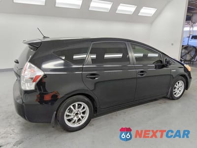 Trzecie zdjęcie samochodu z tyłu: 2012 TOYOTA PRIUS V THREE VIN:JTDZN3EU3C3023054 - miniatura