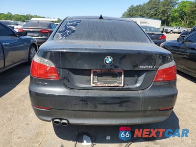 Zdjęcie 6 z 12 samochodu: 2009 BMW 528 I VIN:WBANU53559C124045 - miniatura