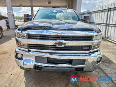 Piąte zdjęcie samochodu w środku: 2016 CHEVROLET SILVERADO K2500 HEAVY DUTY LT VIN:1GC1KVEG4GF259390 - miniatura