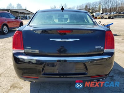 Zdjęcie 6 z 11 samochodu: 2016 CHRYSLER 300C VIN:2C3CCAKG4GH296624 - miniatura