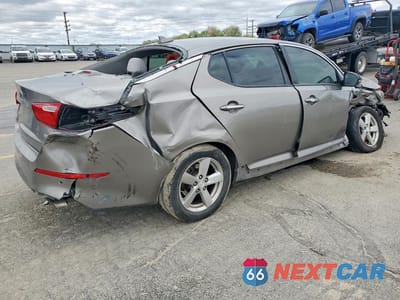 Trzecie zdjęcie samochodu z tyłu: 2015 KIA OPTIMA LX VIN:5XXGM4A72FG466705 - miniatura