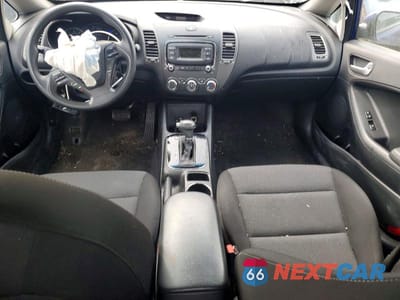 Zdjęcie 8 z 12 samochodu: 2018 KIA FORTE LX VIN:3KPFK4A71JE236060 - miniatura