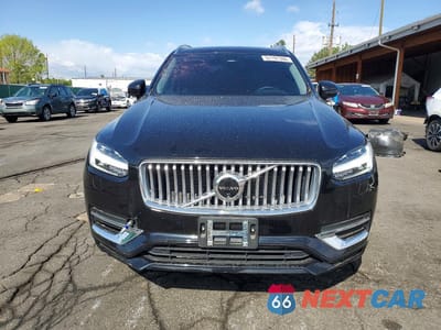 Piąte zdjęcie samochodu w środku: 2024 VOLVO XC90 PLUS VIN:YV4H60LE6R1173860 - miniatura