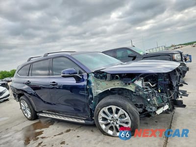 Czwarte zdjęcie samochodu z boku: 2025 TOYOTA HIGHLANDER LIMITED VIN:5TDKDRBH2SS582073 - miniatura