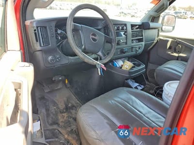 Zdjęcie 8 z 12 samochodu: 2016 GMC SAVANA G2500 VIN:1GTW7AFF6G1208931 - miniatura