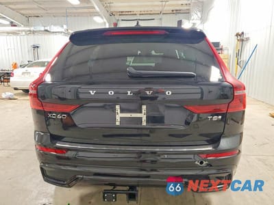 Zdjęcie 6 z 14 samochodu: 2026 VOLVO XC60 ULTRA VIN:YV4H60RM1T1414987 - miniatura
