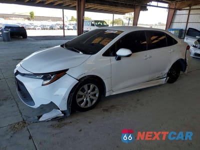 2021 TOYOTA COROLLA LE 5YFEPMAE3MP228976 - główne zdjęcie licytacji z USA - miniatura