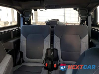 Zdjęcie 10 z 14 samochodu: 2022 FORD BRONCO BASE VIN:1FMDE5AH2NLA72548 - miniatura