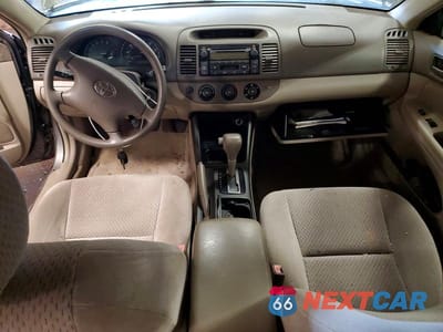 Zdjęcie 8 z 12 samochodu: 2003 TOYOTA CAMRY LE V6 VIN:4T1BF32K13U552171 - miniatura