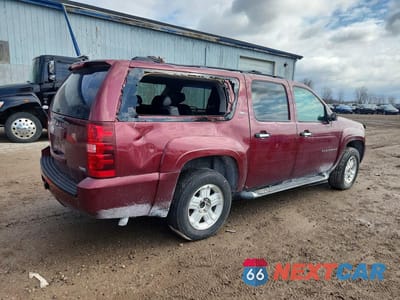 Trzecie zdjęcie samochodu z tyłu: 2008 CHEVROLET SUBURBAN K1500 LS VIN:3GNFK16368G301706 - miniatura