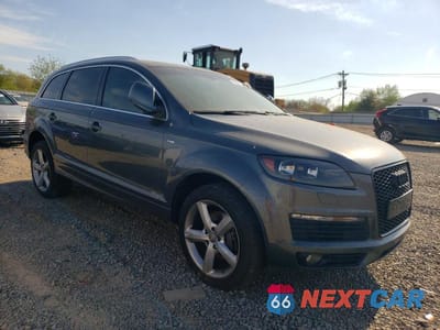 Czwarte zdjęcie samochodu z boku: 2009 AUDI Q7 TDI S-LINE VIN:WA1CM74L49D036725 - miniatura