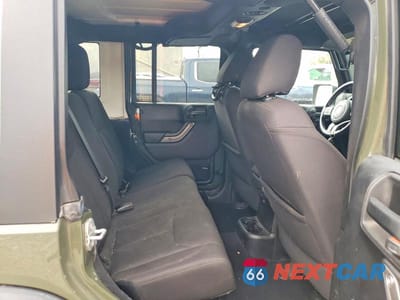 Zdjęcie 11 z 13 samochodu: 2015 JEEP WRANGLER UNLIMITED SPORT VIN:1C4BJWDG3FL629050 - miniatura