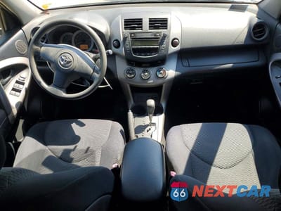 Zdjęcie 8 z 13 samochodu: 2006 TOYOTA RAV4 SPORT VIN:JTMBD32V866006755 - miniatura