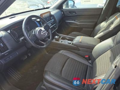 Zdjęcie 7 z 14 samochodu: 2023 NISSAN PATHFINDER SV VIN:5N1DR3BD5PC263453 - miniatura