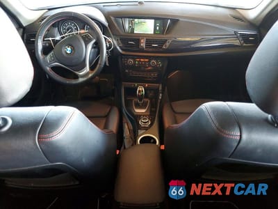 Zdjęcie 8 z 12 samochodu: 2014 BMW X1 SDRIVE28I VIN:WBAVM1C59EVW55479 - miniatura