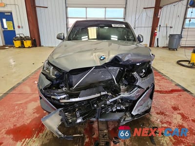Piąte zdjęcie samochodu w środku: 2025 BMW X2 XDRIVE28I VIN:WBX63GM09S5153179 - miniatura