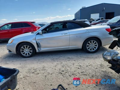 Drugie zdjęcie samochodu z przodu: 2012 CHRYSLER 200 TOURING VIN:1C3BCBEB3CN183914 - miniatura