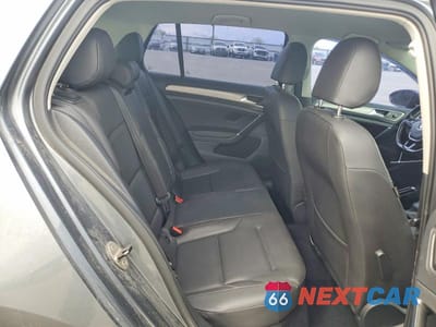 Zdjęcie 10 z 13 samochodu: 2015 VOLKSWAGEN GOLF TDI VIN:3VW2A7AU6FM032339 - miniatura