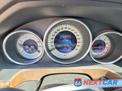 Zdjęcie 9 z 12 samochodu: 2014 MERCEDES-BENZ E 350 4MATIC VIN:WDDHF8JB2EA786262 - miniatura