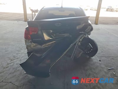 Zdjęcie 6 z 12 samochodu: 2011 KIA FORTE VIN:KNAFT4A22B5324479 - miniatura