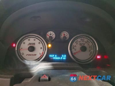 Zdjęcie 9 z 12 samochodu: 2010 FORD FOCUS SE VIN:1FAHP3FNXAW237649 - miniatura