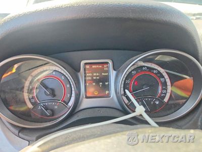 Zdjęcie 9 z 13 samochodu: 2017 DODGE JOURNEY CROSSROAD VIN:3C4PDCGB0HT604920 - miniatura