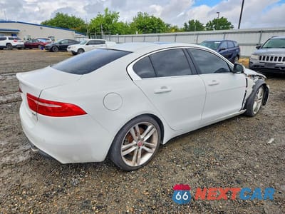 Trzecie zdjęcie samochodu z tyłu: 2017 JAGUAR XE PRESTIGE VIN:SAJAE4BV2HA953421 - miniatura