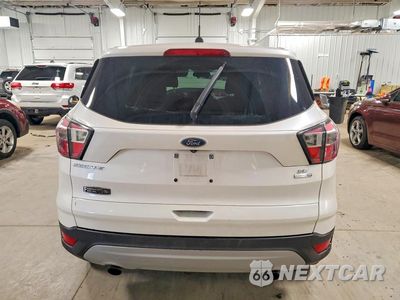 Zdjęcie 6 z 14 samochodu: 2017 FORD ESCAPE SE VIN:1FMCU9GD1HUB15754 - miniatura