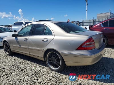 Drugie zdjęcie samochodu z przodu: 2001 MERCEDES-BENZ C 320 VIN:WDBRF64J31F050044 - miniatura
