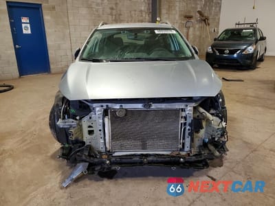 Piąte zdjęcie samochodu w środku: 2017 SUBARU IMPREZA PREMIUM PLUS VIN:4S3GTAD63H3706044 - miniatura