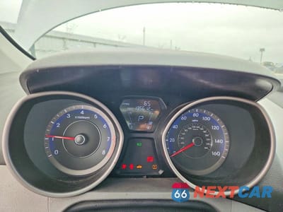 Zdjęcie 9 z 13 samochodu: 2013 HYUNDAI ELANTRA GLS VIN:KMHDH4AE7DU811428 - miniatura