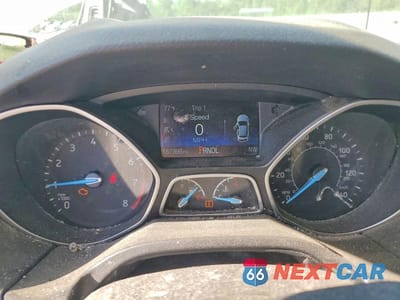 Zdjęcie 9 z 12 samochodu: 2017 FORD FOCUS SE VIN:1FADP3K2XHL267109 - miniatura
