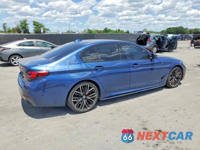Trzecie zdjęcie samochodu z tyłu: 2021 BMW 530 I VIN:WBA53BH09MCF79216 - miniatura