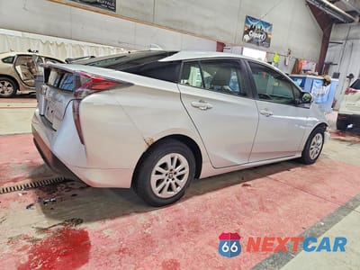 Trzecie zdjęcie samochodu z tyłu: 2016 TOYOTA PRIUS TWO VIN:JTDKBRFU8G3008020 - miniatura