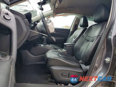 Zdjęcie 7 z 14 samochodu: 2019 NISSAN ROGUE SL VIN:5N1AT2MT4KC743477 - miniatura