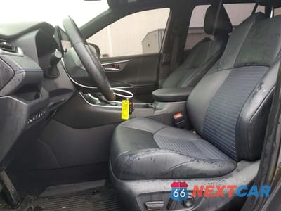 Zdjęcie 7 z 14 samochodu: 2025 TOYOTA RAV4 XSE VIN:JTME6RFV7SJ071026 - miniatura