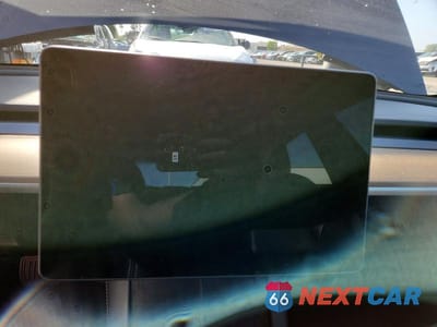 Zdjęcie 9 z 12 samochodu: 2023 TESLA MODEL 3 VIN:5YJ3E1EA3PF447794 - miniatura